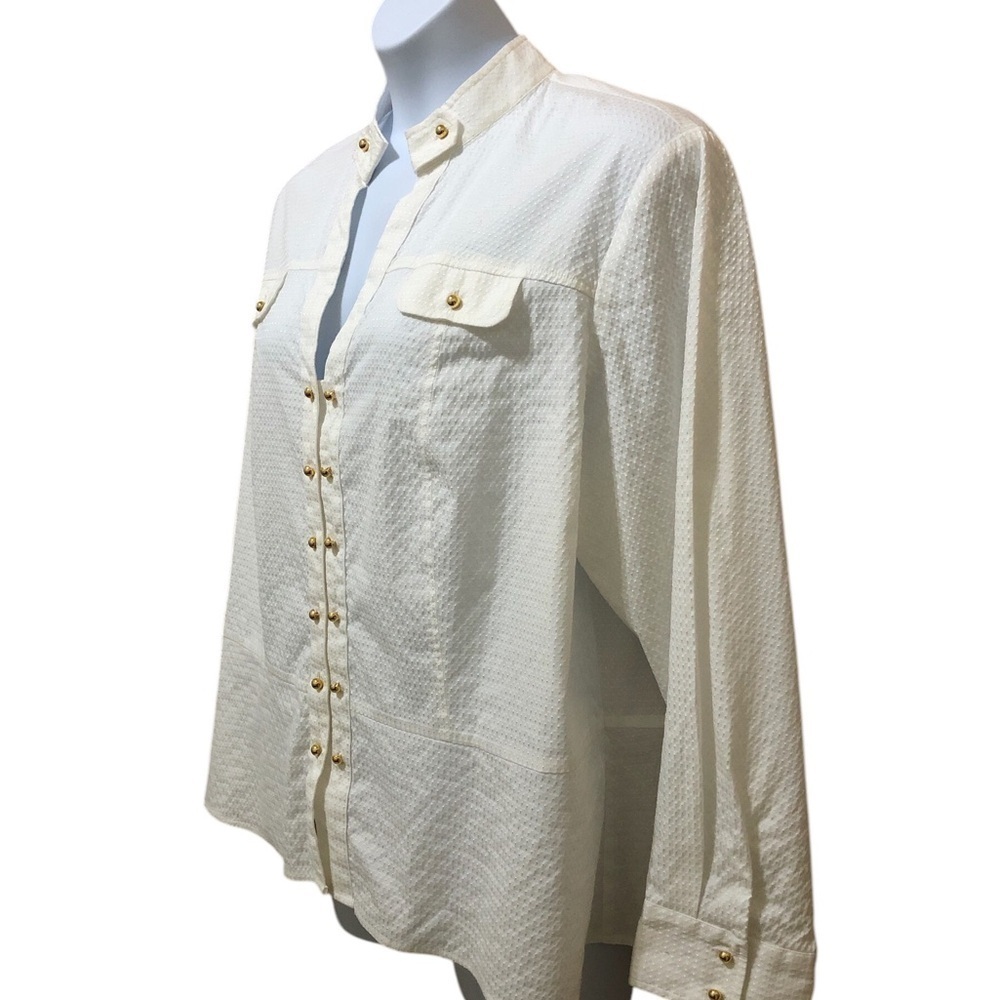 Jones New York Signature Women’s Pullover Blouse 3X White Stretch Gold Buttons - Picture 2 of 12